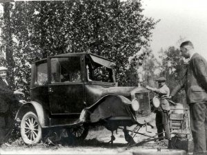 Ford (bron: Digitaal archief heemkundekring De Plaets)