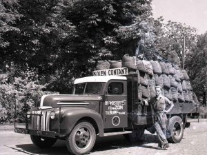 N-51958 Ford vrachtwagen (Foto: Schmidlin. Bron: RAT)