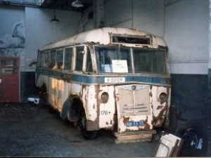  Bedford (foto: Frank van den Boogert. Coll. St. Veteraan Autobussen)