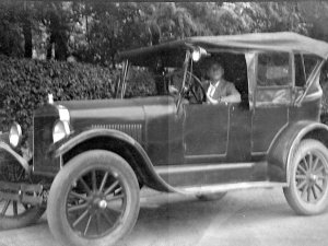 Ford T Touring (bron: Heemkunde Boxtel)