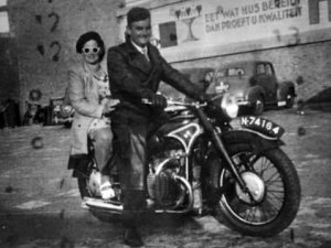 BMW (coll. C. van Beek)
