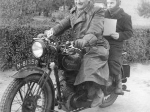 Royal Enfield (bron: Gelukkig hebben we de foto's nog)