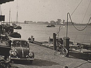 Volkswagen (beeld: A.C.F.O.; bron: Filmbank Groningen)
