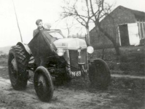 N-83401 Ford tractor (coll. HKK "De Kommanderij Gemert")