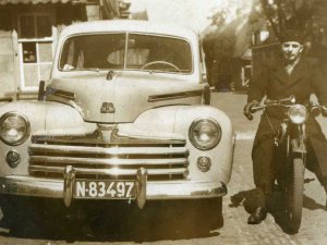 N-83497 Ford (coll. fam. Habraken, via Hkk Schijndel)