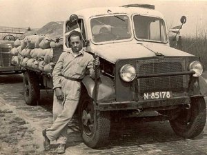 N-85178 Bron: Fotocollectie van Heemkunde Klein-Hasselt