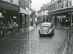 N-87829 Volkswagen (foto: Daan Scholte. Bron: coll. Stadsarchief Oss)