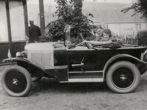 Citroën (Bron: Digitaal archief heemkundekring De Plaets)