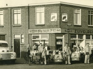 Ford (coll. L. Hazen)