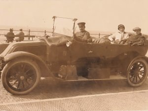 Foto 1: Clément-Bayard met kenteken N-1795 (foto collectie Arthur van Thiel)