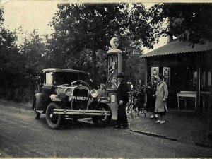 Ford (bron: collectie Leo Voeten)