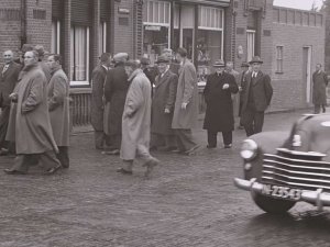 Vauxhall Wyvern (Bron: BHIC, film HUIJB-5639-A via BrabantinBeelden)