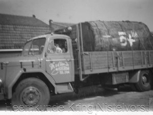 Volvo (Bron: collectie Heemkundekring Nistelvorst)