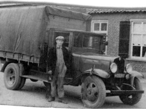 Chevrolet (bron: archief van de familie Schellekens, via Gemonds Jaarboek 2018, blz. 76) 
