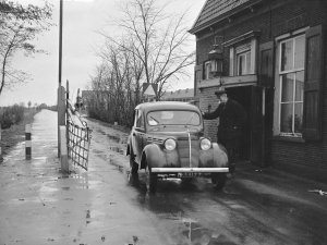 Renault Juvaquatre (Foto: Harry Sagers / Anefo. Bron: Nationaal Archief)