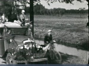 Bron: film Genderen Koninginnedag 1938 - 40 jaar Wilhelmina; Streekarchief Langstraat Heusden Altena
