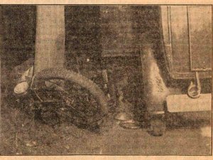 wrak van de motorfiets (Bron: Nieuwe Tilburgsche Courant van 13 september 1934)
