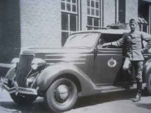 Ford (Bron: collectie Hans Boomer)