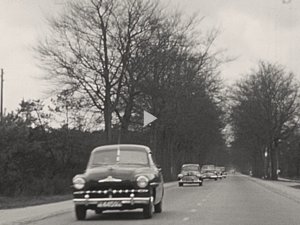 Bron: film Zoektocht naar een nieuw klooster: vertrek van Breda naar Heesch. Collectie Erfgoedcentrum Nederlands Kloosterleven via BrabantinBeelden, op 02:19