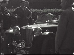 MG  TC (Bron: collectie Stadsarchief Oss, film nr. BBC-00093 via BrabantinBeelden, op 3:14)