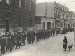 Foto: H. v.d. Aa. Bron: Bergen op Stoom dl. 2, p. 275