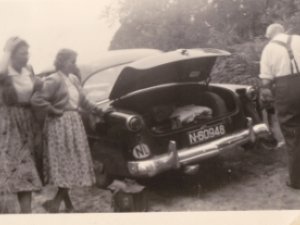Ford Customline (Bron: collectie Petra Schoenmakers)