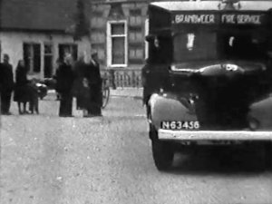 Austin Bellewagen (bron: film bevrijding Geldrop, collectie Wilbert Koch)