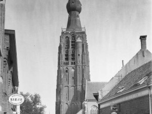 Ford? (Bron: Collectie Rijksdienst voor het Cultureel Erfgoed. CC BY-SA 4.0)
