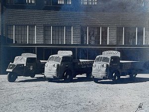 3x Tempo (Bron: collectie Heemkundekring 'De Baronie van Cranendonck')