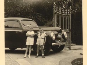 Skoda (Bron: collectie Erfgoedvereniging Heerlijkheid Hooge en Lage Zwaluwe)