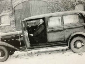 Bron: 100 jaar Moergestel in beeld