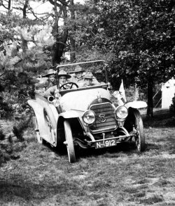 Kamp van Troep III Amsterdam te Eerde, 1916 (Ad van Best, Archief Scouting Stratum/ Groep Een Hopman Fens)