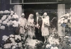 Bruidspaar Anny van Thiel en Henri Nolet (collectie A. van Thiel)