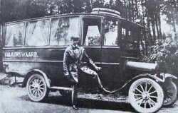 Bus van de E.M.A.