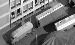 Op de Arnhemse kermis, 1964 (Gelders Archief, 1583-19050; CC-BY-4.0)