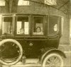 Jo Giesen en Gerarda Verbruggen bij hotel Giesen, 1919